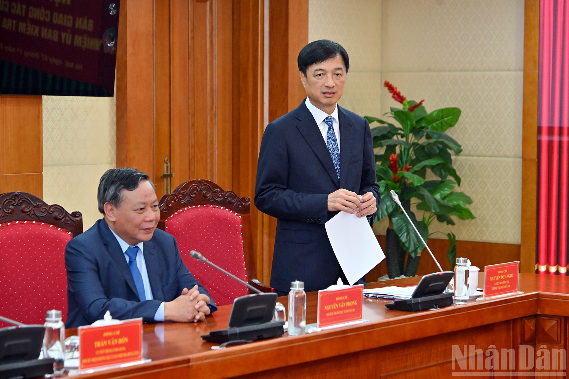 Bàn giao công tác của Chủ nhiệm Ủy ban Kiểm tra Trung ương